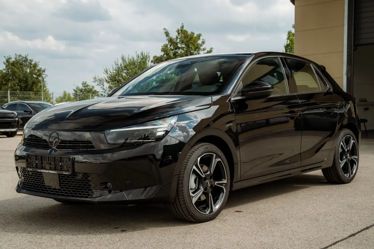 Opel Corsa F GS MHEV Winterpachet KAMERA — photo 1 of 15