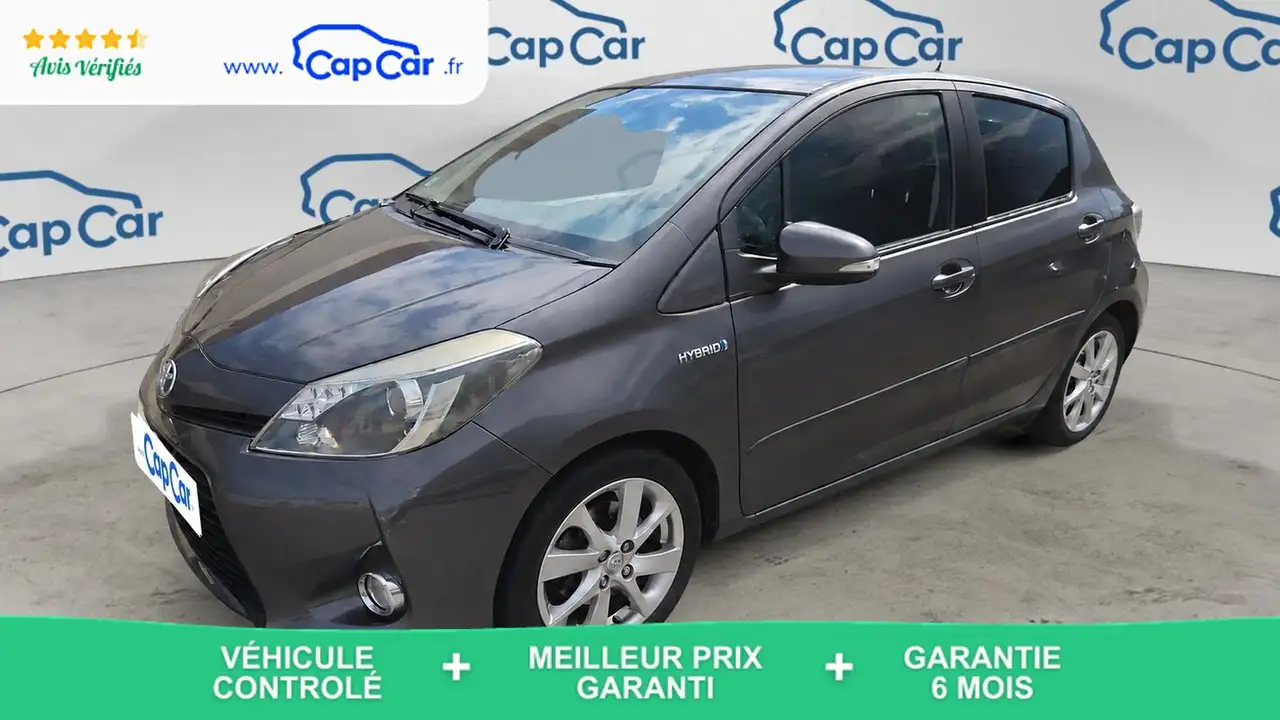 Toyota Yaris III (XP13/NHP130) 1.5 VVTi HSD 100h Hybrid E-CVT Style - Automatique — photo 1 of 29
