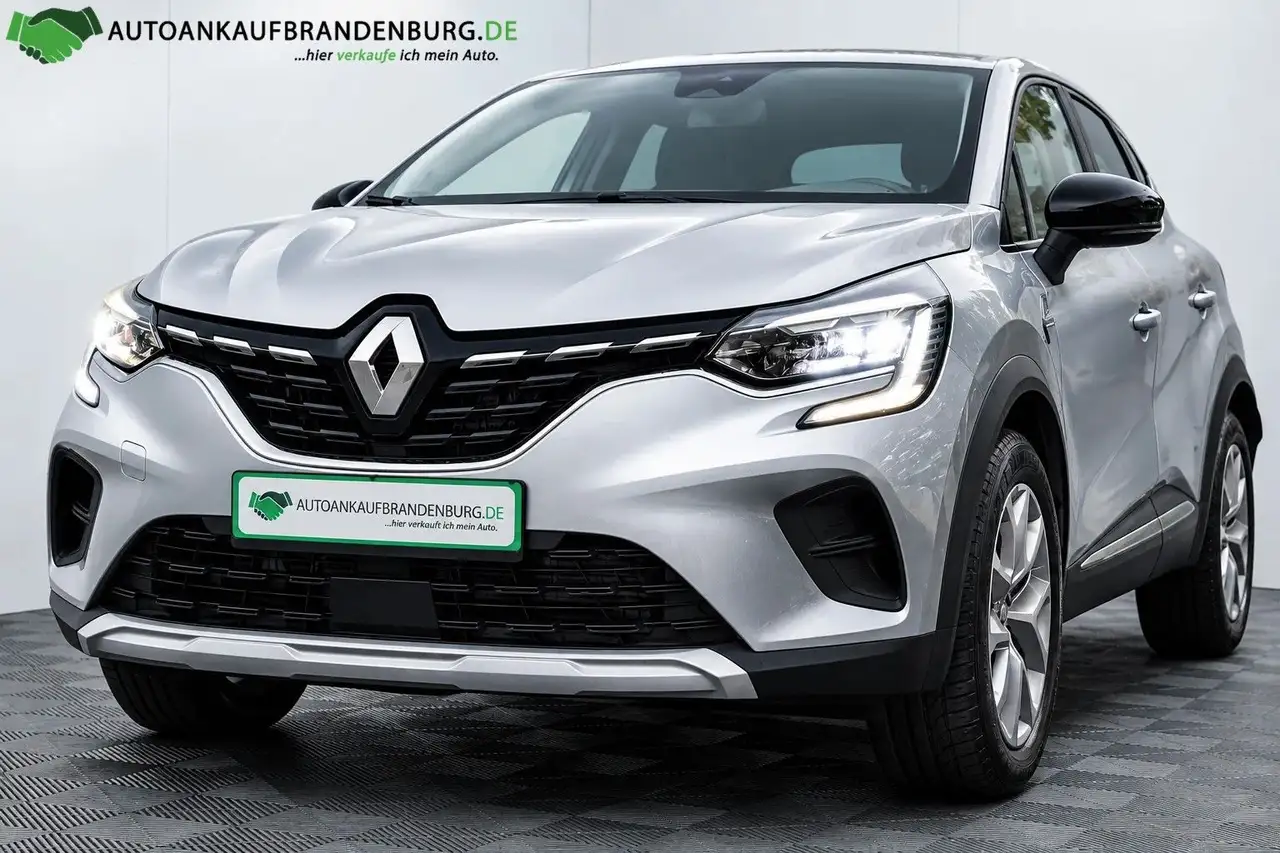 Renault Captur II Experience — photo 1 of 29