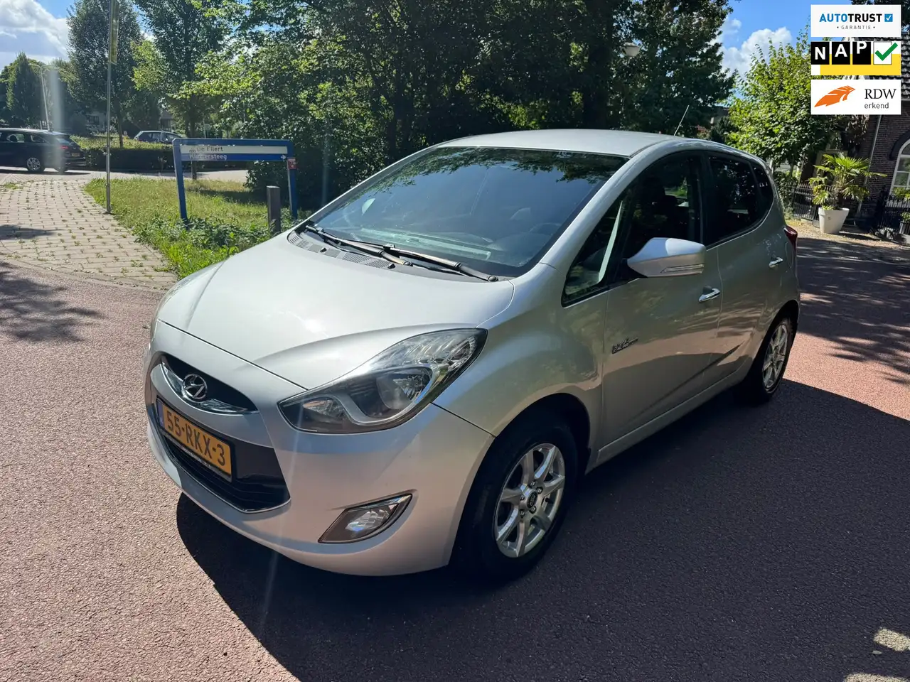 Hyundai iX20 1.4i i-Motion / Airco / Aux / NAP / Apk / Lm / Led — photo 1 of 17