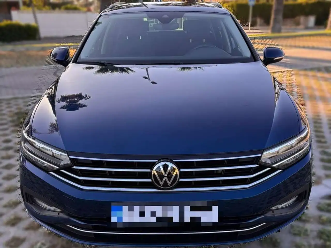 Volkswagen Passat Variant 2.0TDI EVO Executive DGS7 110kW — photo 1 of 19