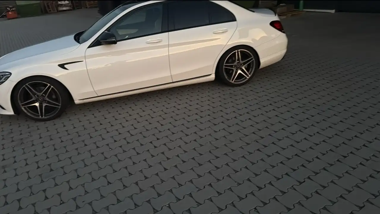 Mercedes-Benz C 220 d 9G- Sport TRONIC Avantgarde — photo 1 of 9