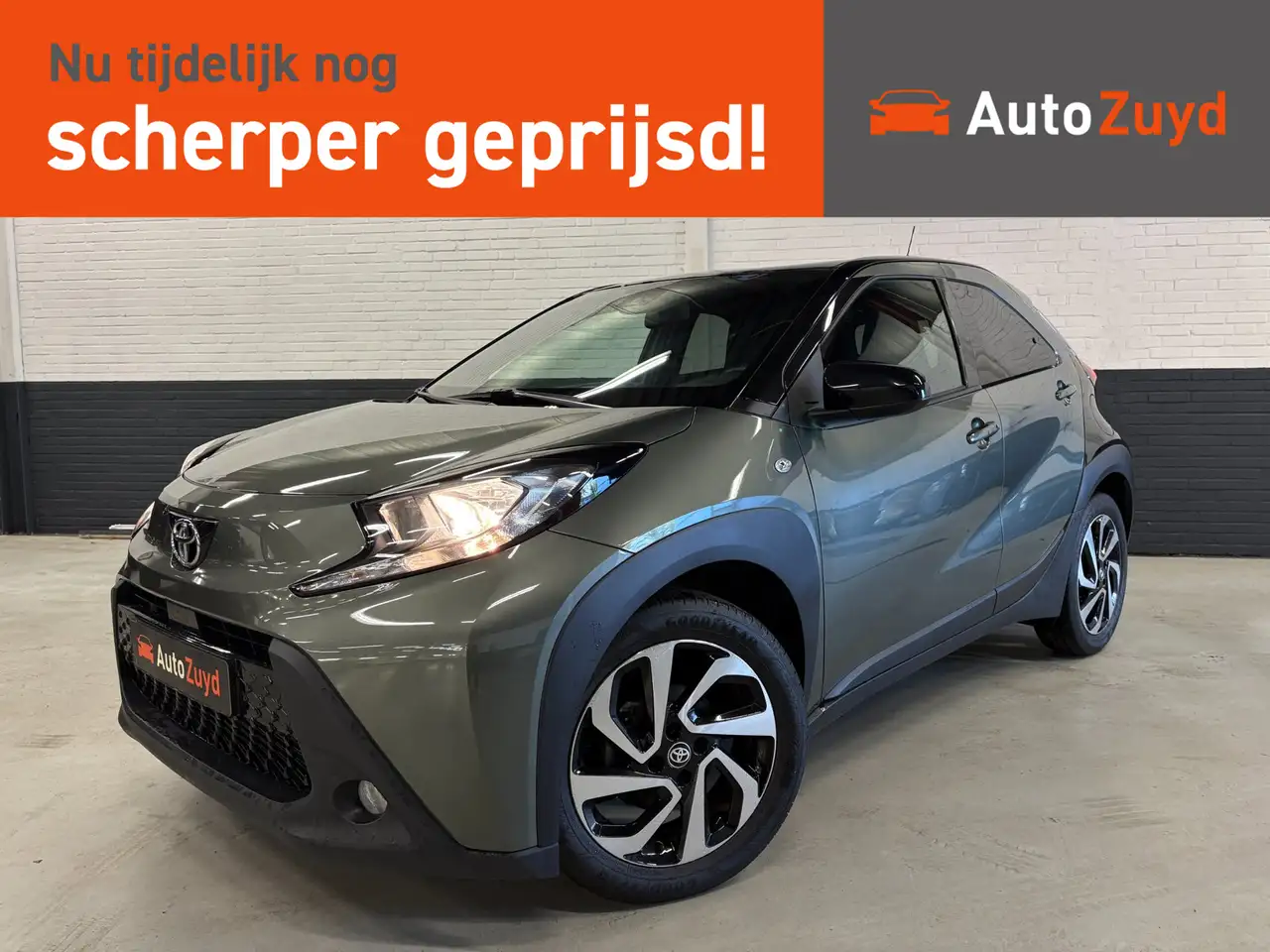 Toyota Aygo X 1.0 VVT-i Pulse | Bi tone |Carplay | 17 " | Camera — photo 1 of 29