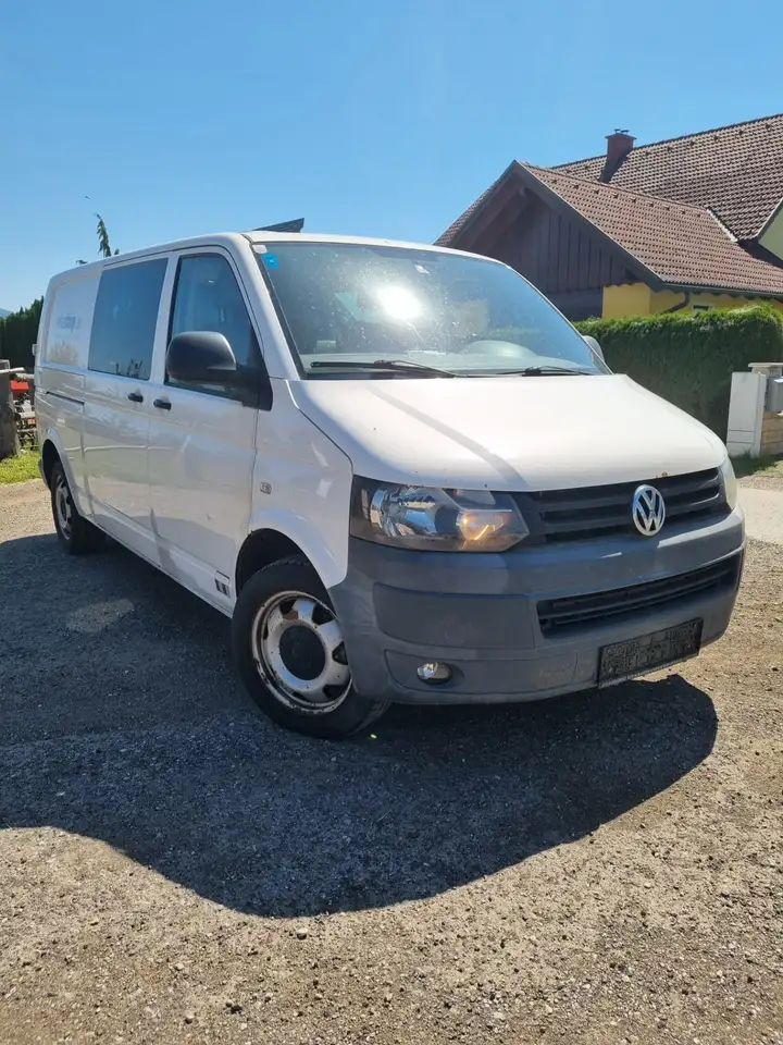 Volkswagen T5 Transporter Doka-6 Sitzer LR 2,0 BMT BiTDI DSG D-PF — photo 1 of 14