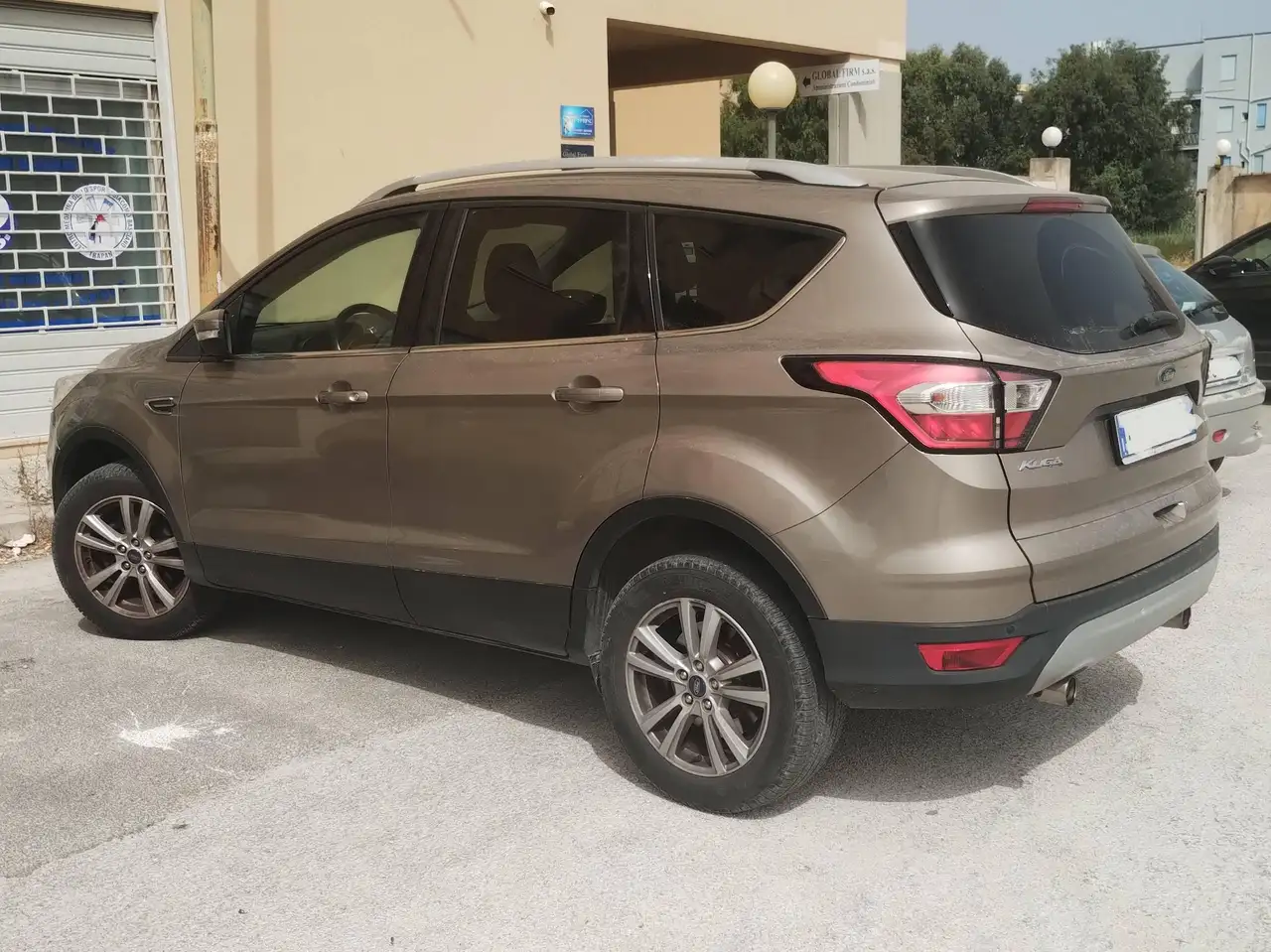 Ford Kuga Kuga II 2017 1.5 ecoboost Business s — photo 1 of 6