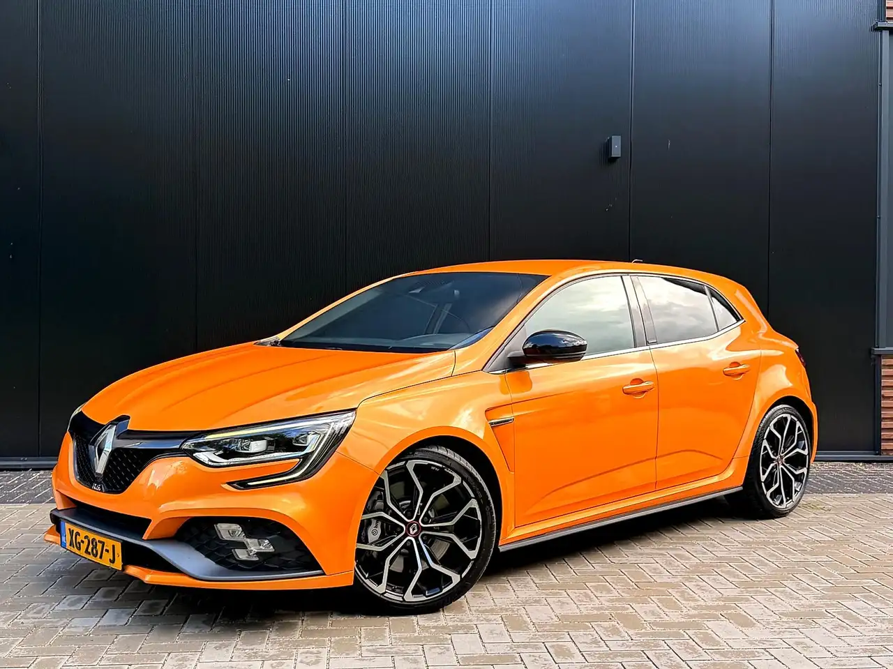 Renault Megane 1.8 TCe 280 RS — photo 1 of 26