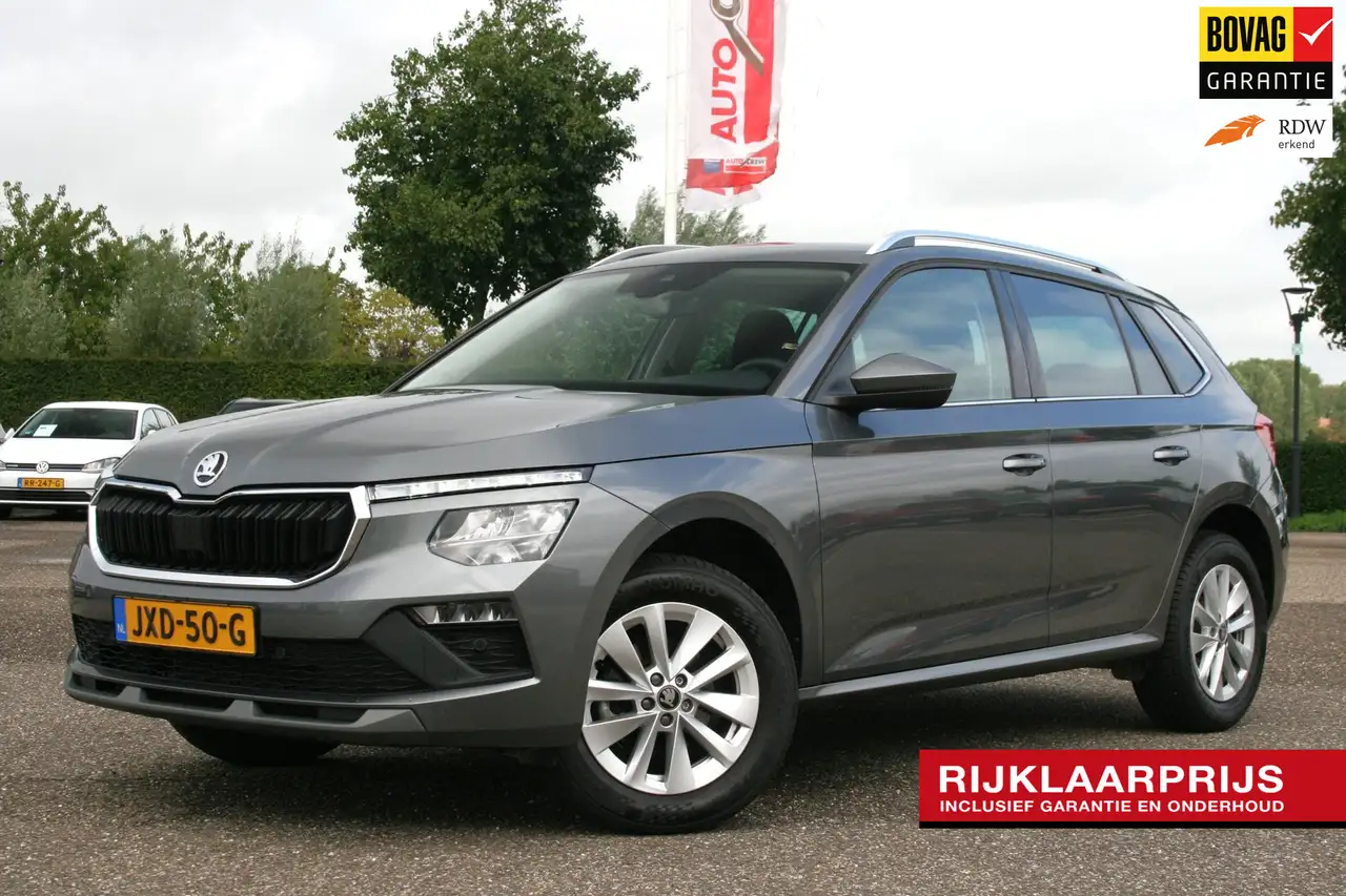 Skoda Kamiq 1.0 TSI Business Edition — photo 1 of 32