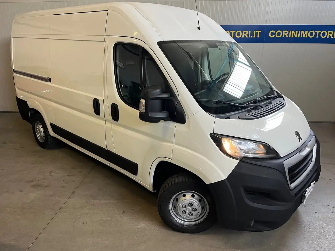 Peugeot Boxer 2.0 BlueHDi 130cv L2H2 Euro 6b — photo 1 of 21