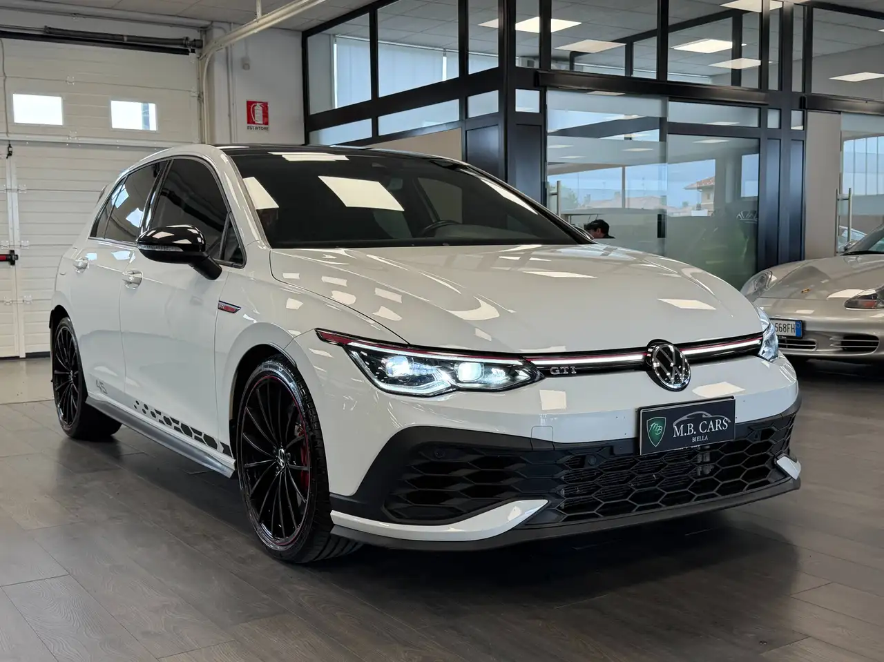 Volkswagen Golf GTI Golf 2.0 tsi GTI 45 Clubsport AKRAPOVIC — photo 1 of 15
