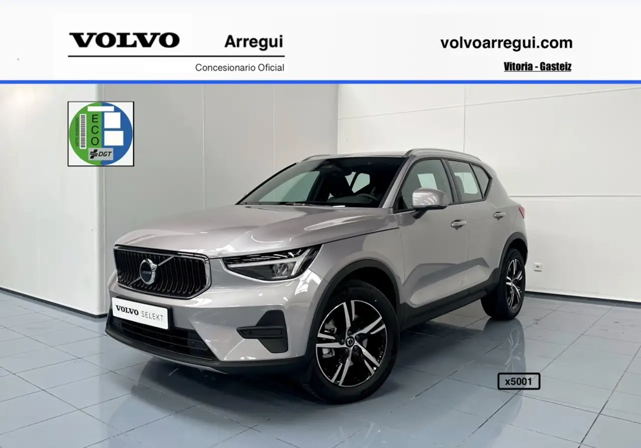 Volvo XC40 B3 Core Aut. — photo 1 of 27
