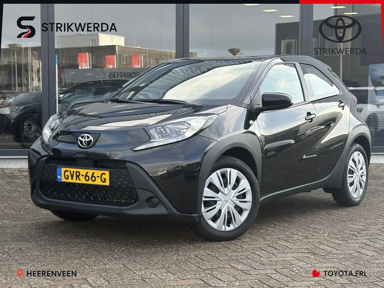 Toyota Aygo X 1.0 VVT-i MT Play — photo 1 of 23