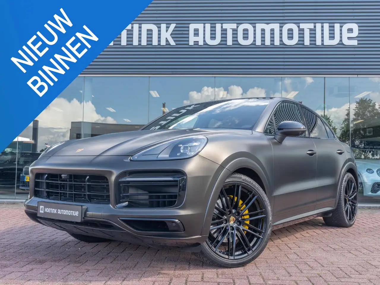Porsche Cayenne Coupé 3.0 E-Hybrid | Sport-uitlaat | Luchtvering | — photo 1 of 40