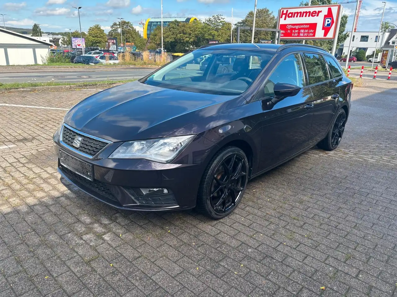 SEAT Leon ST Reference, 1 Jahr Gewährleistung — photo 1 of 15