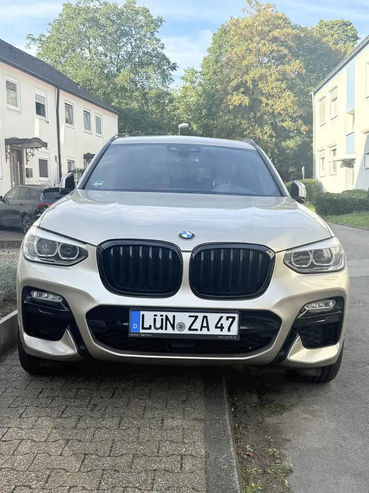 BMW X3 M40i — photo 1 of 6