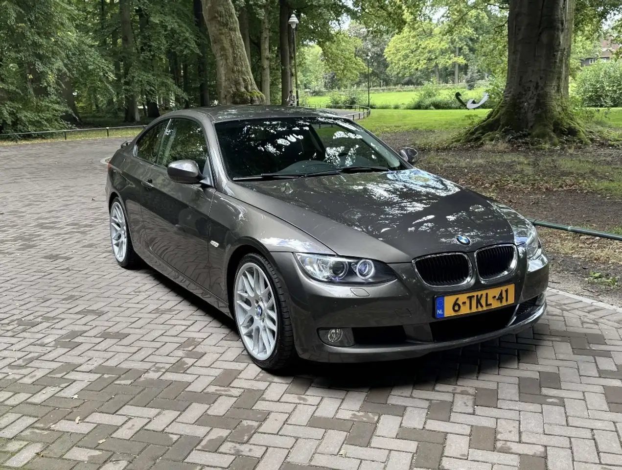 BMW 330 320i Corp.L.High Ex. — photo 1 of 17