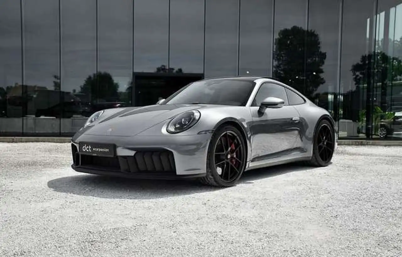 Porsche 992 3.6 GTS PDK Lift Panorama Bose — photo 1 of 35