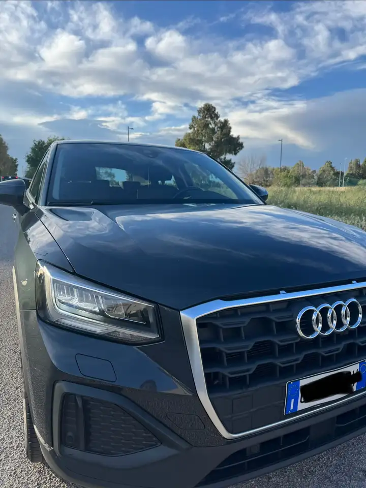 Audi Q2 Q2 I 2021 30 1.0 tfsi Admired Advanced — photo 1 of 7
