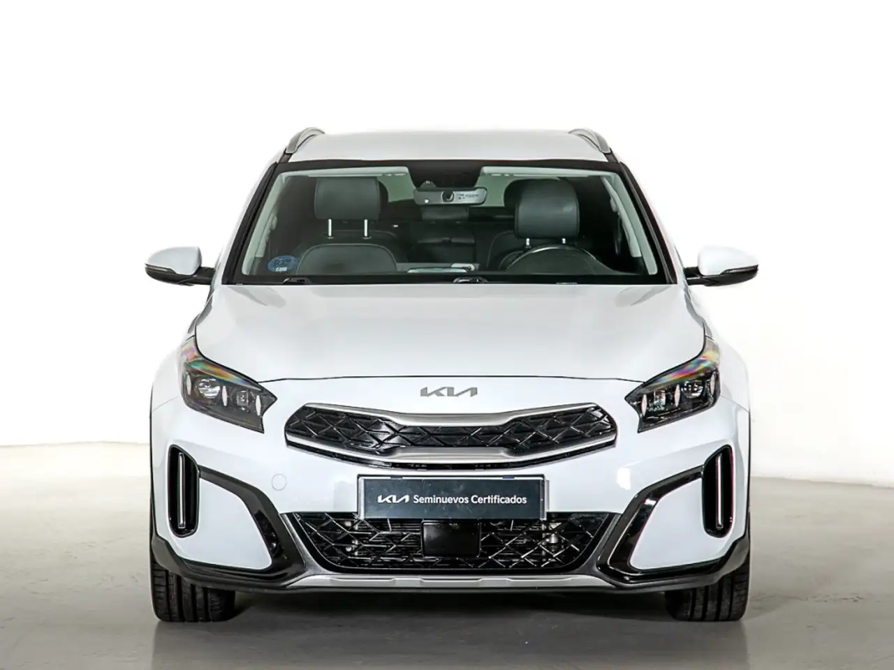 Kia XCeed 1.6 PHEV eTech Aut. — photo 1 of 30