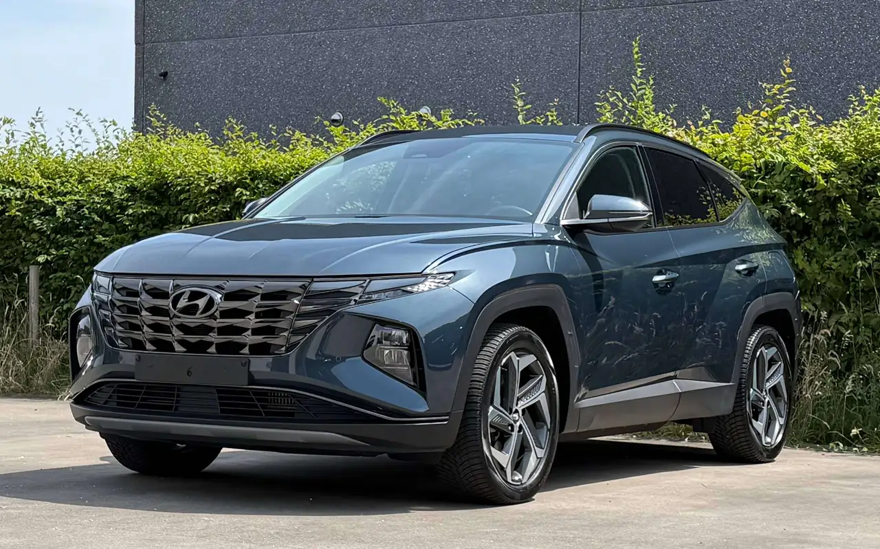 Hyundai TUCSON Feel Comfort PHEV 1.6 T-GDi 4WD — photo 1 of 15