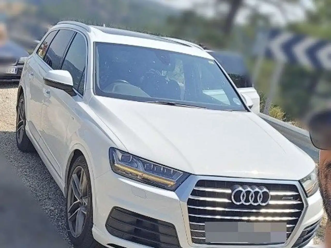 Audi Q7 3.0 TDI 272CV quattro tiptronic Sport — photo 1 of 15