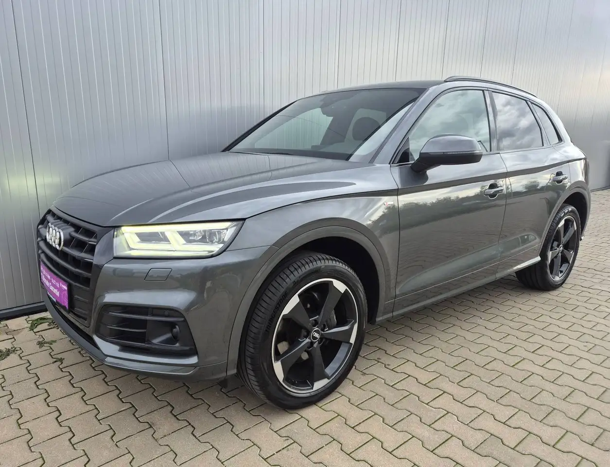 Audi Q5 2,0 TDI Sport S-tronic Quattro S-Line — photo 1 of 29