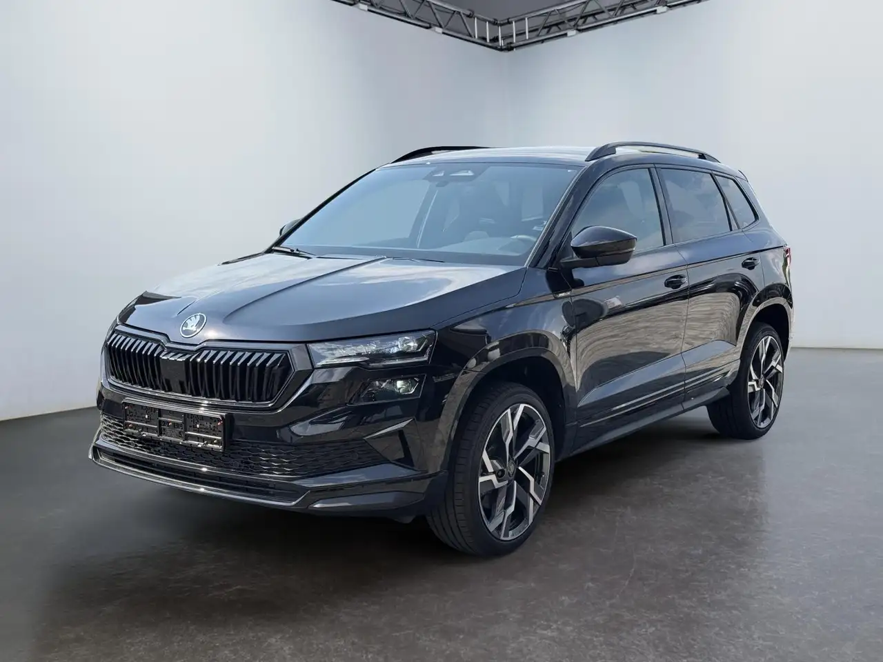 Skoda Karoq Sportline 1,5 TSI DSG 2ZKlimaautomatik Canton A... — photo 1 of 15