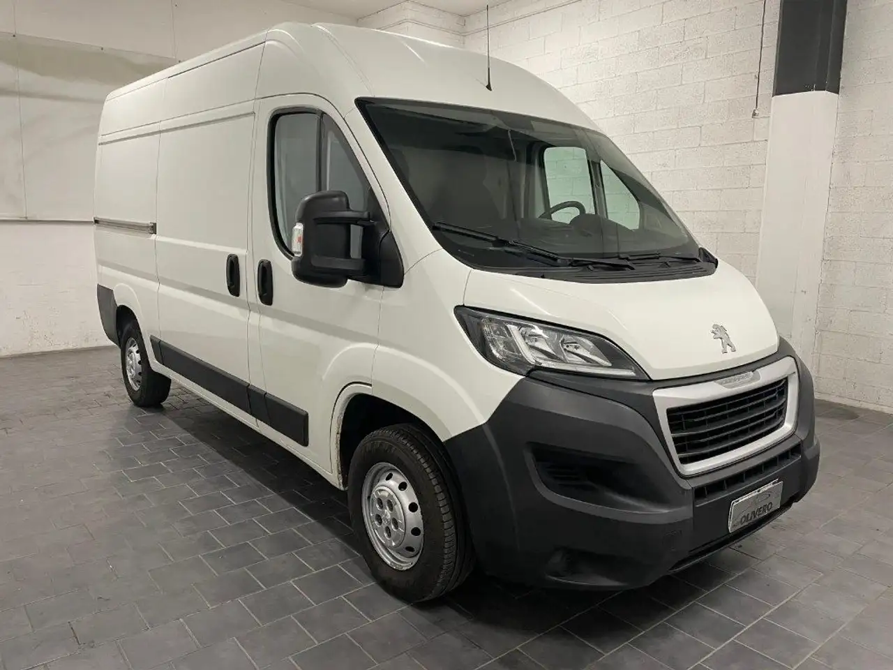 Peugeot Boxer 2.2 BlueHDi 140cv L2-H2-UNIPRO — photo 1 of 15