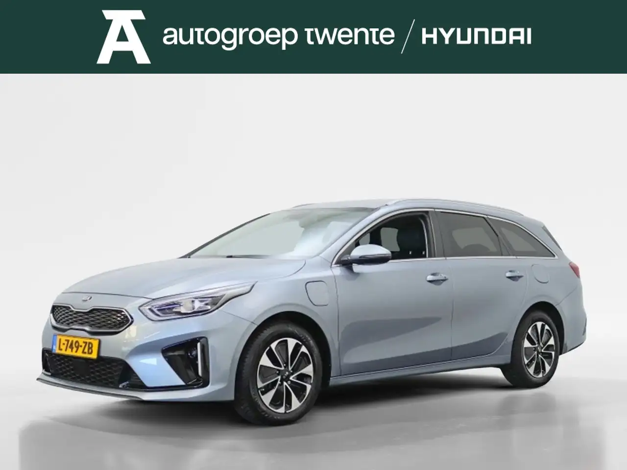 Kia Ceed SW / cee'd SW Sportswagon 1.6 GDI PHEV Dynamic PlusLine | All-se — photo 1 of 40