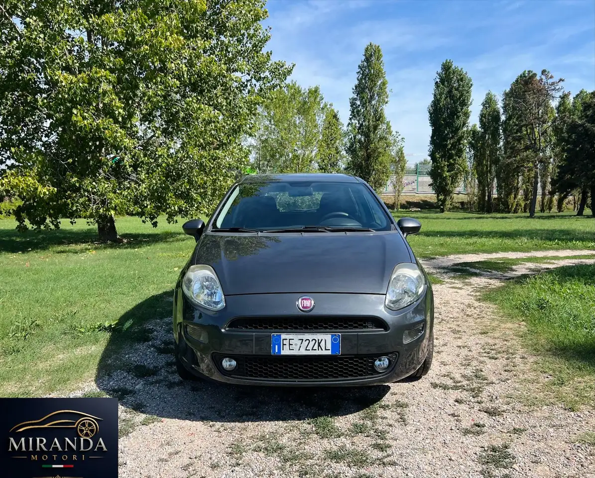 Fiat Punto Punto III 2012 3p 1.2 Lounge E6 — photo 1 of 12