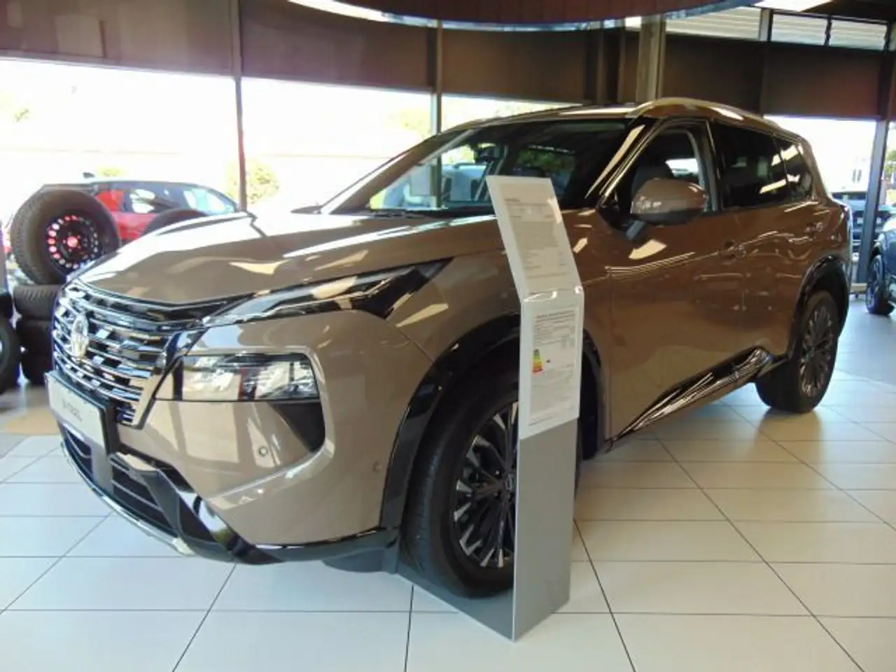 Nissan X-Trail Der neue X-Trail Tekna e-Power e-4orce 4x4 — photo 1 of 16