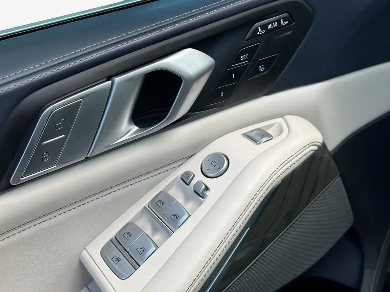 2019 BMW X7 xDrive30d°PANO°LASER°HUD°ACC°H&K°360°5-ZONE°, photograph 12