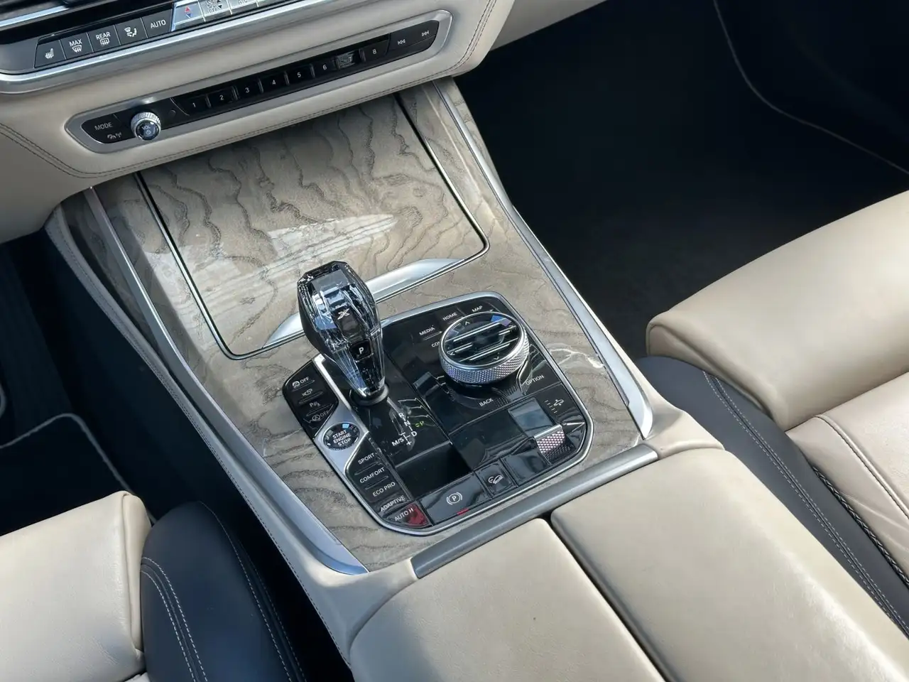 2019 BMW X7 xDrive30d°PANO°LASER°HUD°ACC°H&K°360°5-ZONE°, photograph 9