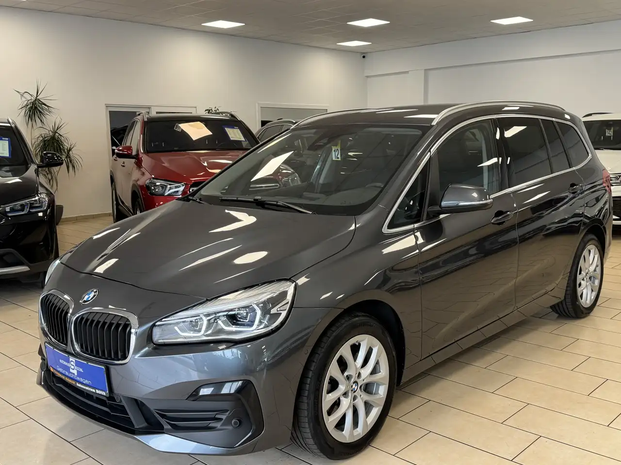 BMW 220 Sport*Advantage*Navi*R.Cam*SHZ — photo 1 of 24