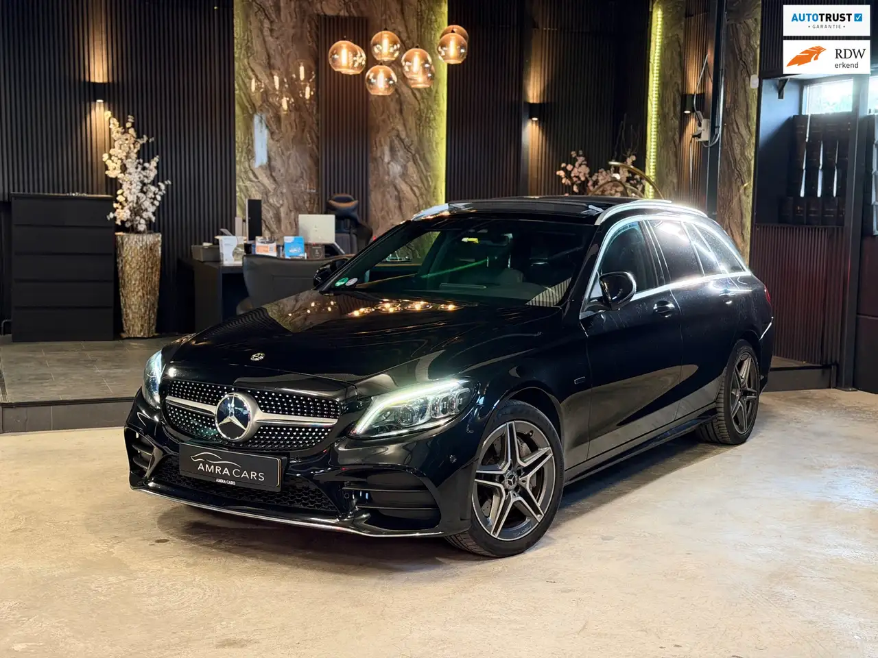Mercedes-Benz C 300 Estate e AMG Line|Pano|Sfeer|Bomvol! — photo 1 of 28