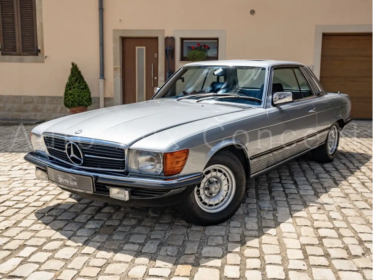 Mercedes-Benz 500 SLC — photo 1 of 30