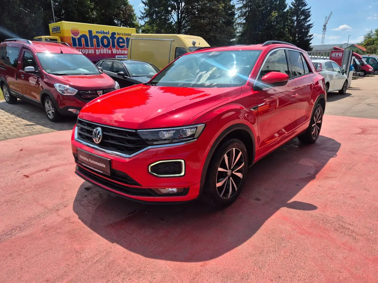 Volkswagen T-Roc 1.6 TDI R-Line LED/Kam/Pano/Virtual — photo 1 of 18