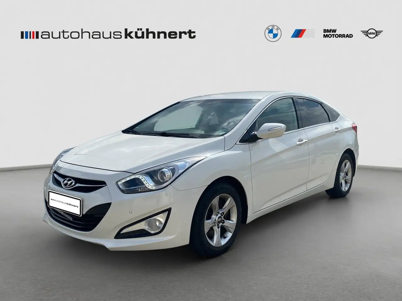 Hyundai i40 1.7 CRDi blue Style +nur an Händler/Export+ — photo 1 of 15