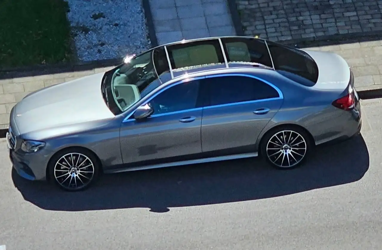 Mercedes-Benz E 350 E-Klasse Diesel d 4Matic 9G-TRONIC Avantgarde — photo 1 of 8