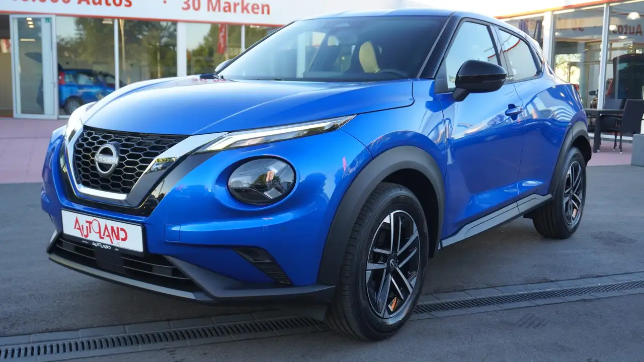 Nissan Juke 1.0 DIG-T N-Connecta Aut. LED Navi Kamera — photo 1 of 15