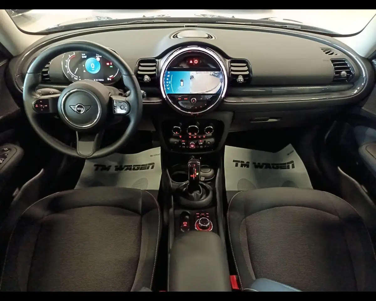 2021 MINI Cooper D Clubman 2.0 Cooper D Business Clubman, photograph 9
