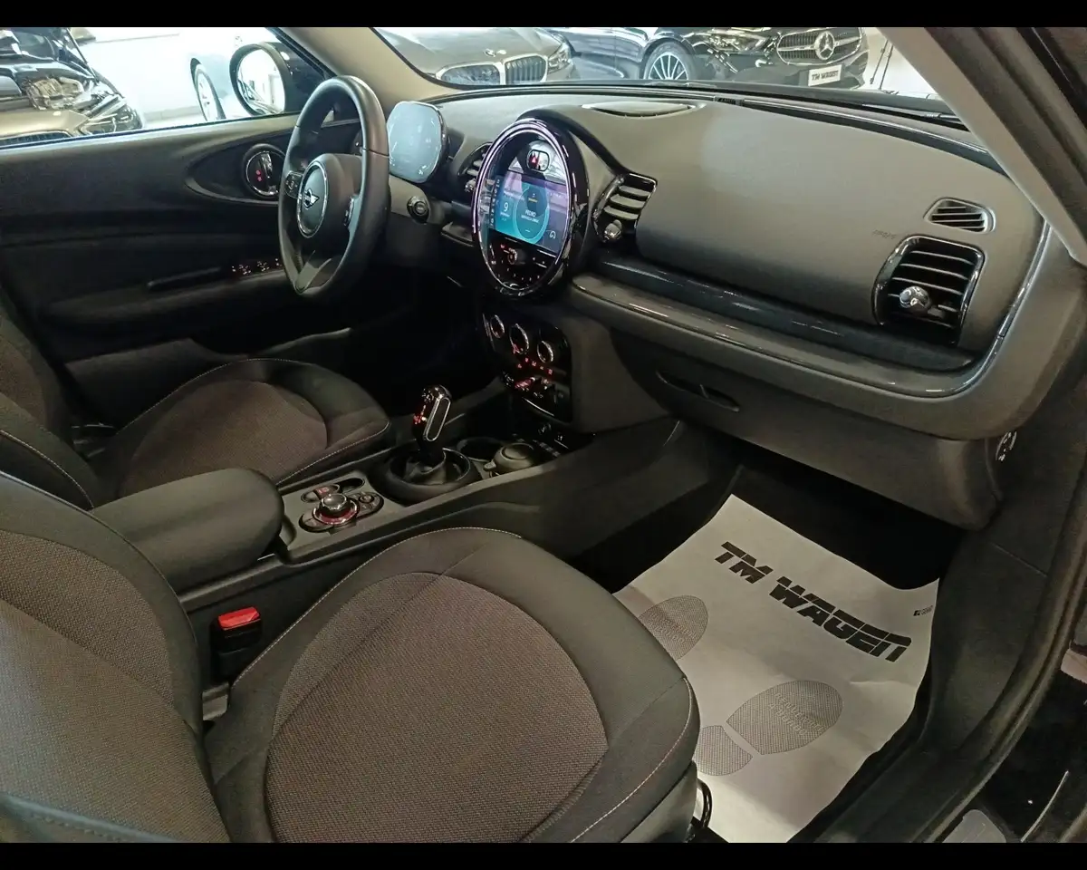 2021 MINI Cooper D Clubman 2.0 Cooper D Business Clubman, photograph 11