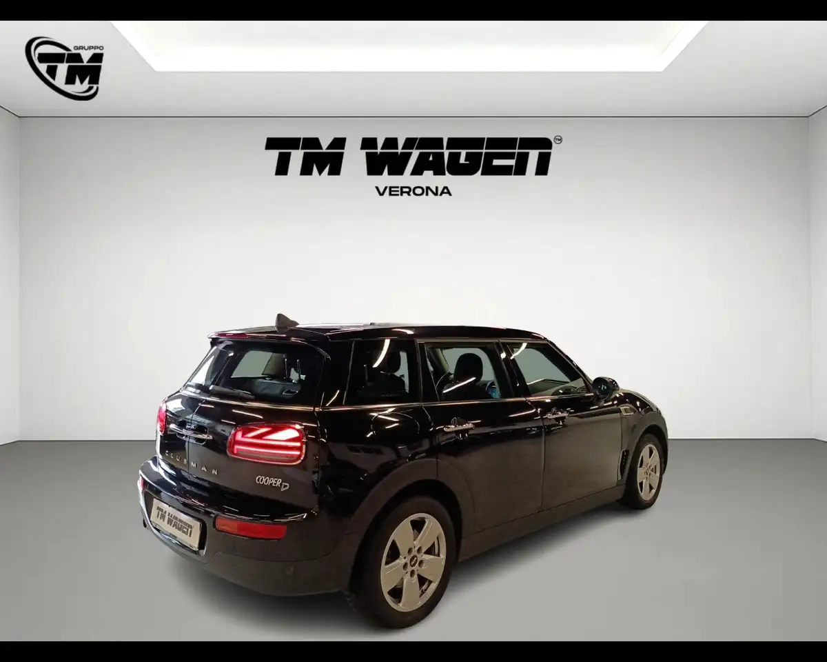 2021 MINI Cooper D Clubman 2.0 Cooper D Business Clubman, photograph 5