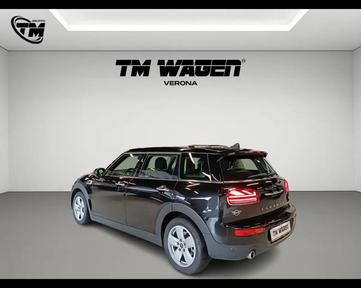 2021 MINI Cooper D Clubman 2.0 Cooper D Business Clubman, photograph 4