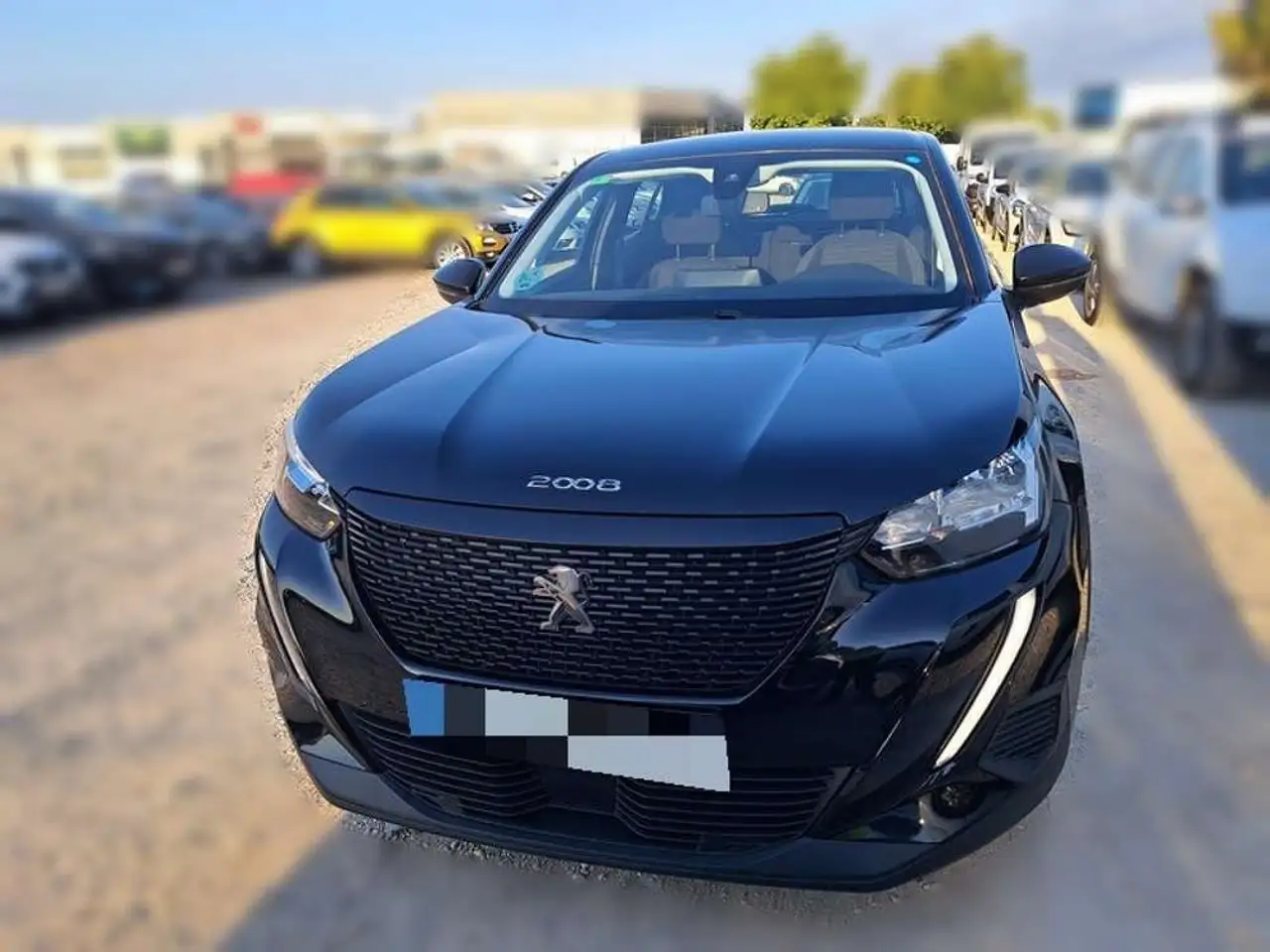 Peugeot 2008 BlueHDI 81kW (110CV) Active — photo 1 of 15