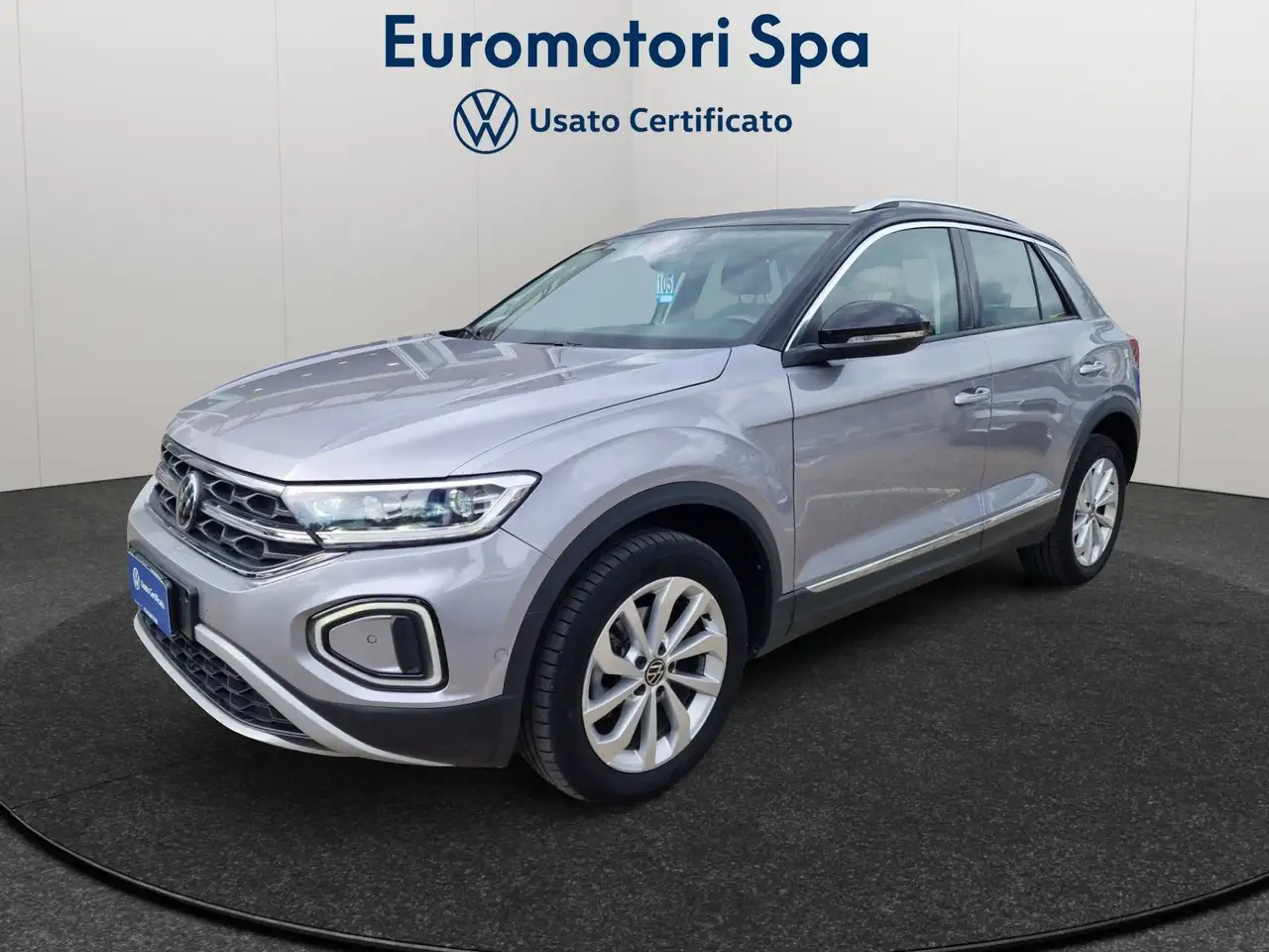 Volkswagen T-Roc T-Roc 1.5 tsi Style — photo 1 of 15