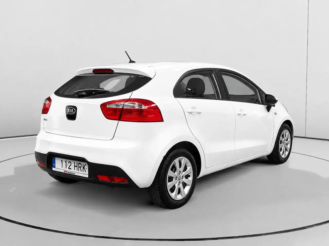 2013 Kia Rio 1.2 Concept, photograph 3