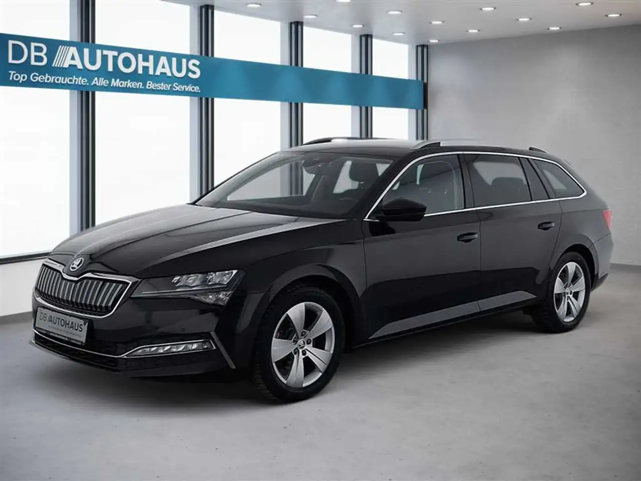 Skoda Superb Ambition 1.4 TSI DSG — photo 1 of 15