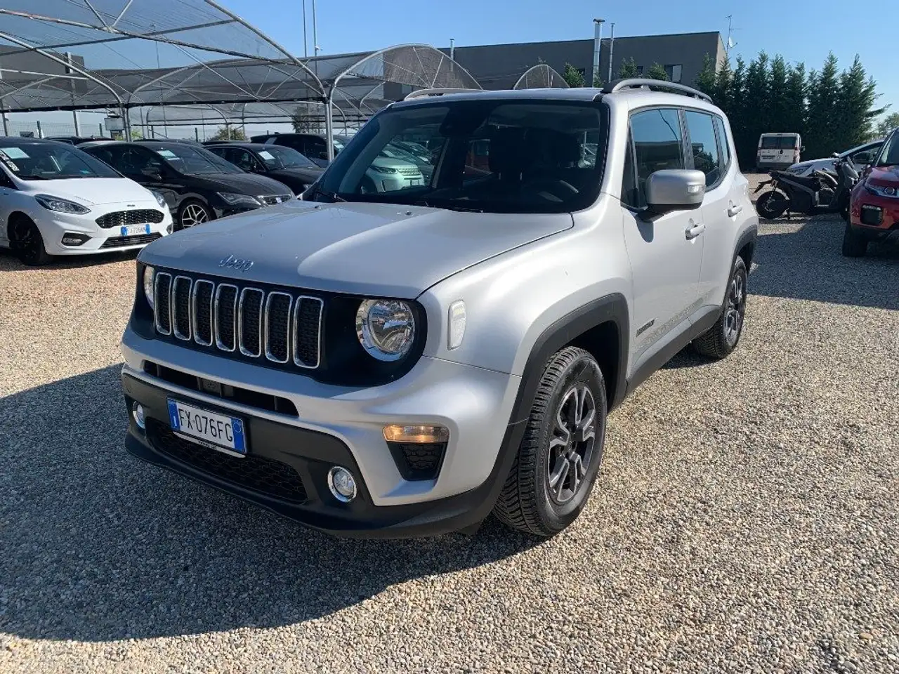 Jeep Renegade 1.6 Mjt DDCT 120 CV Longitude — photo 1 of 15