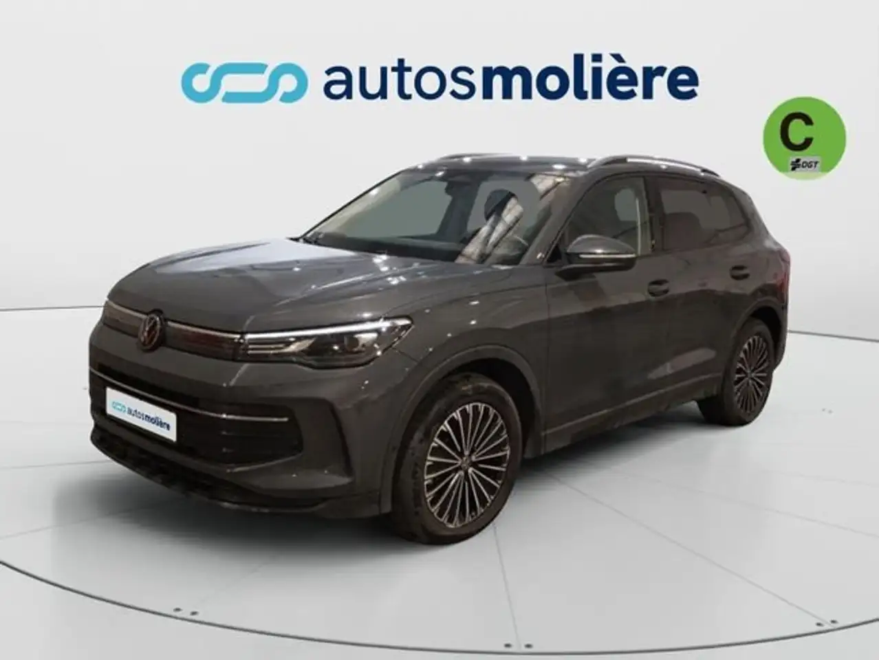 Volkswagen Tiguan 2.0TDI R-Line DSG 110kW — photo 1 of 7
