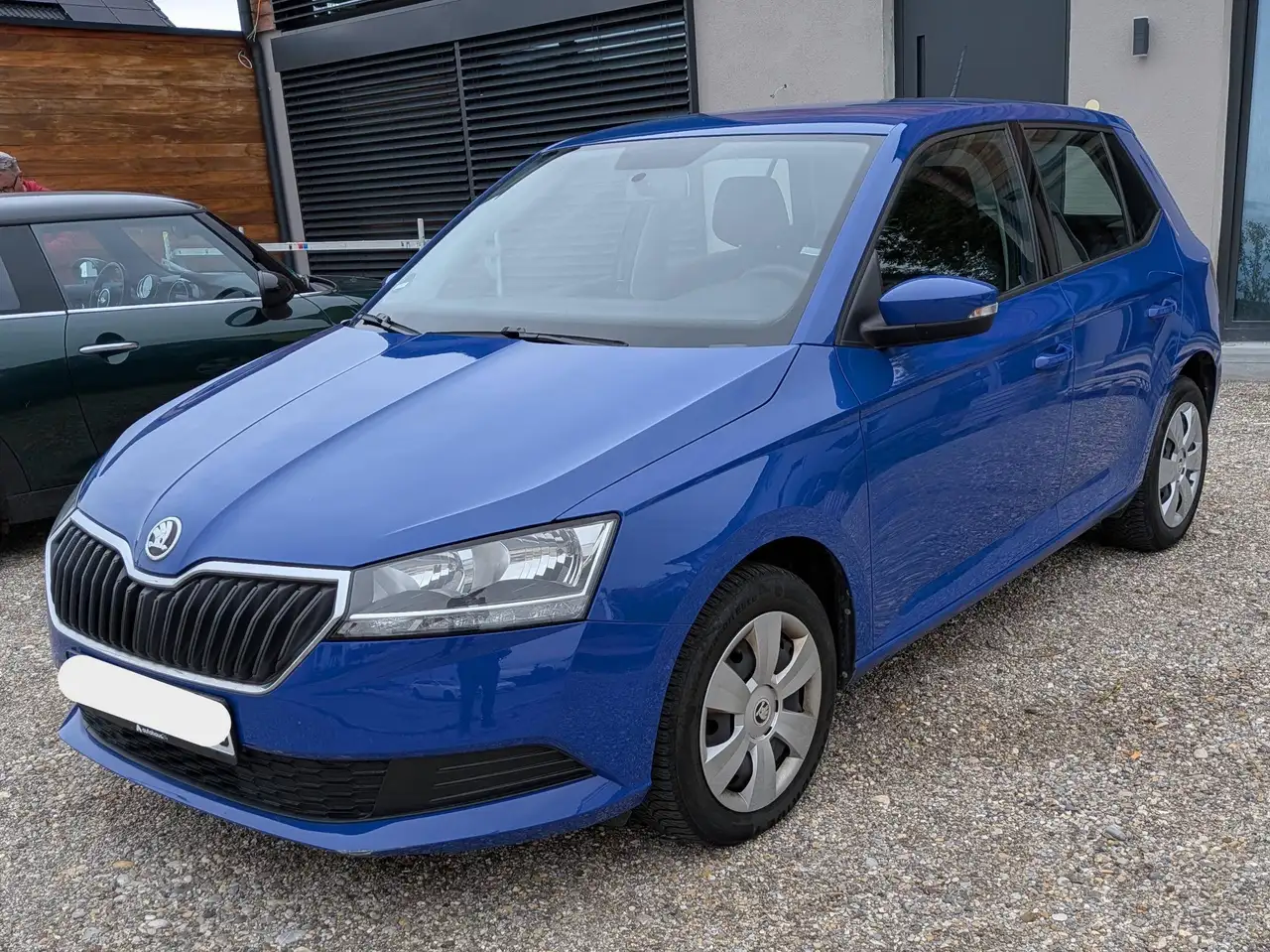 Skoda Fabia Fabia 1.0 MPI Active — photo 1 of 8